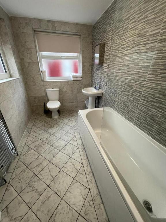 Two Bedroom House Free Parking Liverpool Exteriör bild